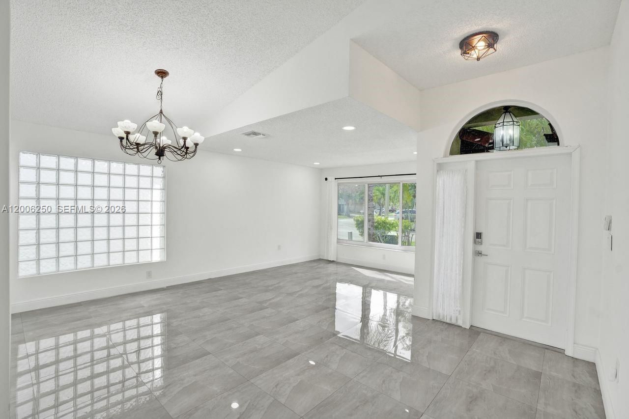 17961 SW 27th St, Miramar, FL 33029 Photo