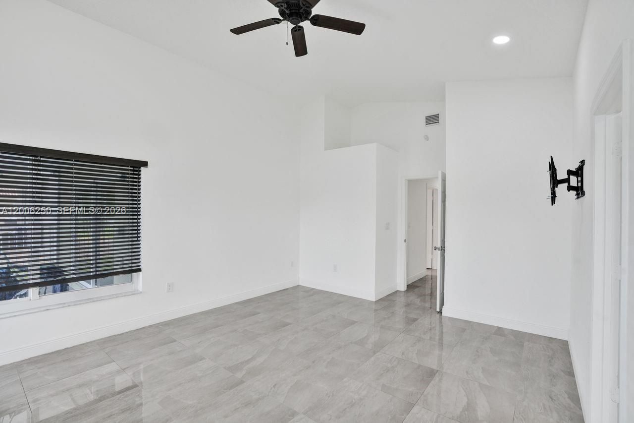 17961 SW 27th St, Miramar, FL 33029 Photo