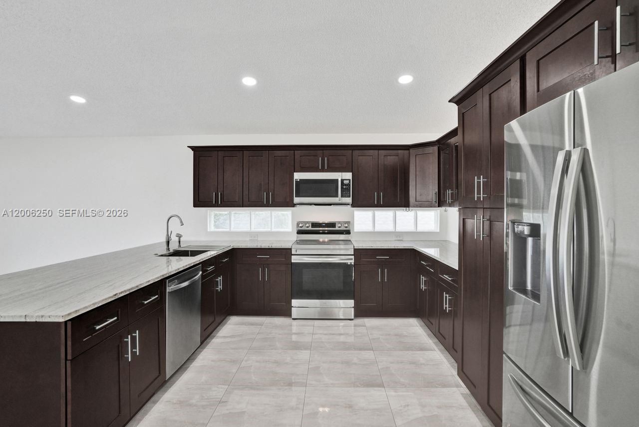 17961 SW 27th St, Miramar, FL 33029 Photo