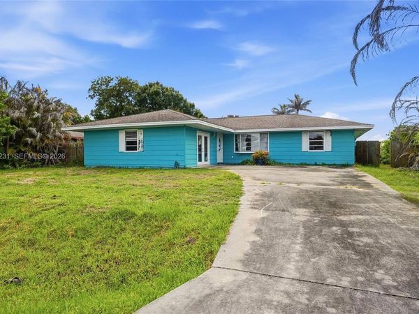 5808 Spruce Dr , Fort Pierce, FL 34982