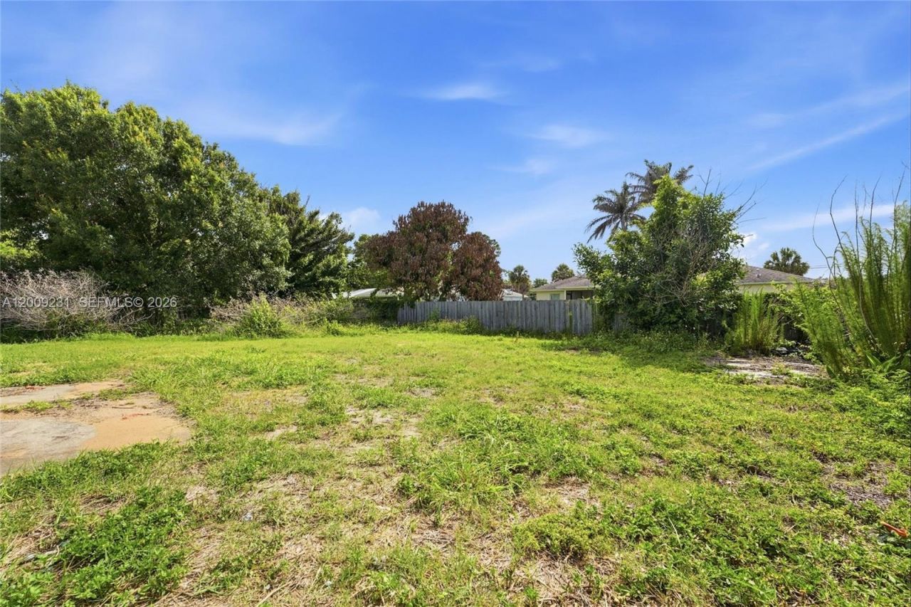 5808 Spruce Dr , Fort Pierce, FL 34982 Photo