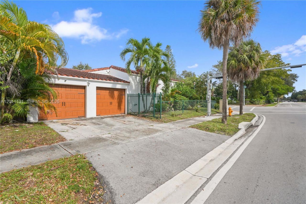 9500 N Miami Ave , Miami Shores, FL 33150 Photo