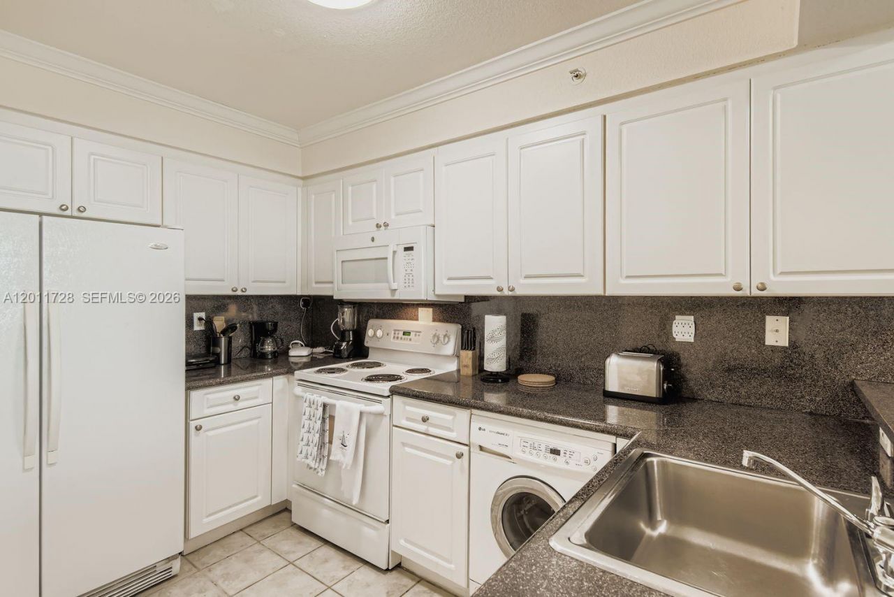 2501 S Ocean Dr, Unit 1032, Hollywood, FL 33019 Photo
