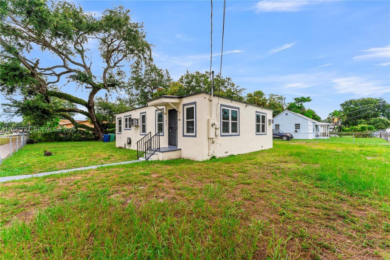 9301 NW 20th Ave , Miami, FL 33147 Photo