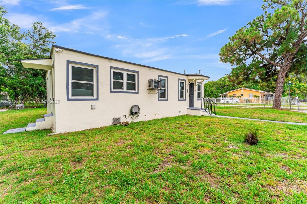 9301 NW 20th Ave , Miami, FL 33147 Photo
