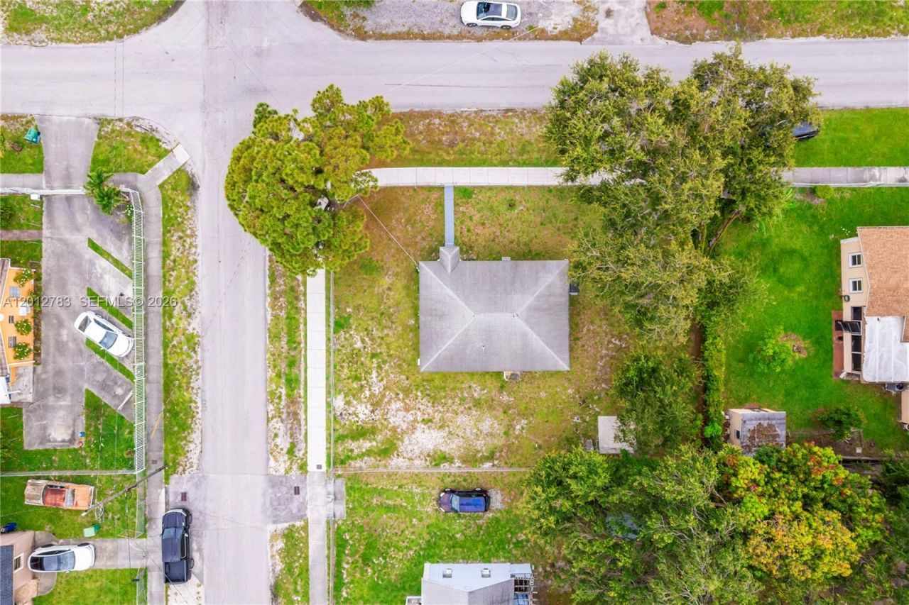 9301 NW 20th Ave , Miami, FL 33147 Photo