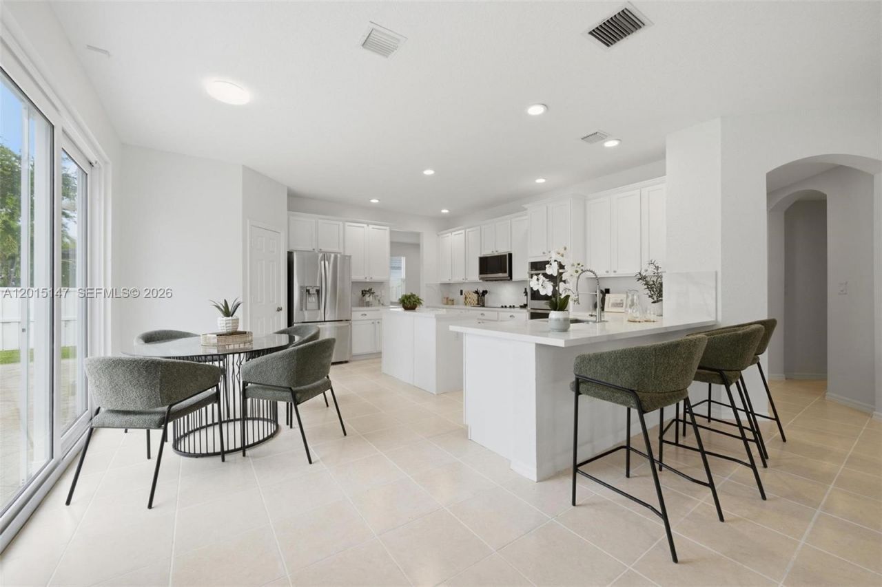 13845 NW 14th St , Pembroke Pines, FL 33028 Photo