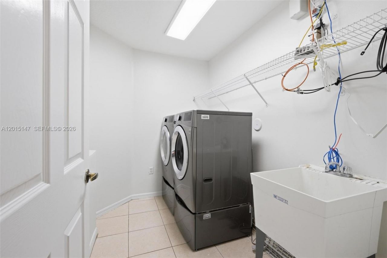 13845 NW 14th St , Pembroke Pines, FL 33028 Photo