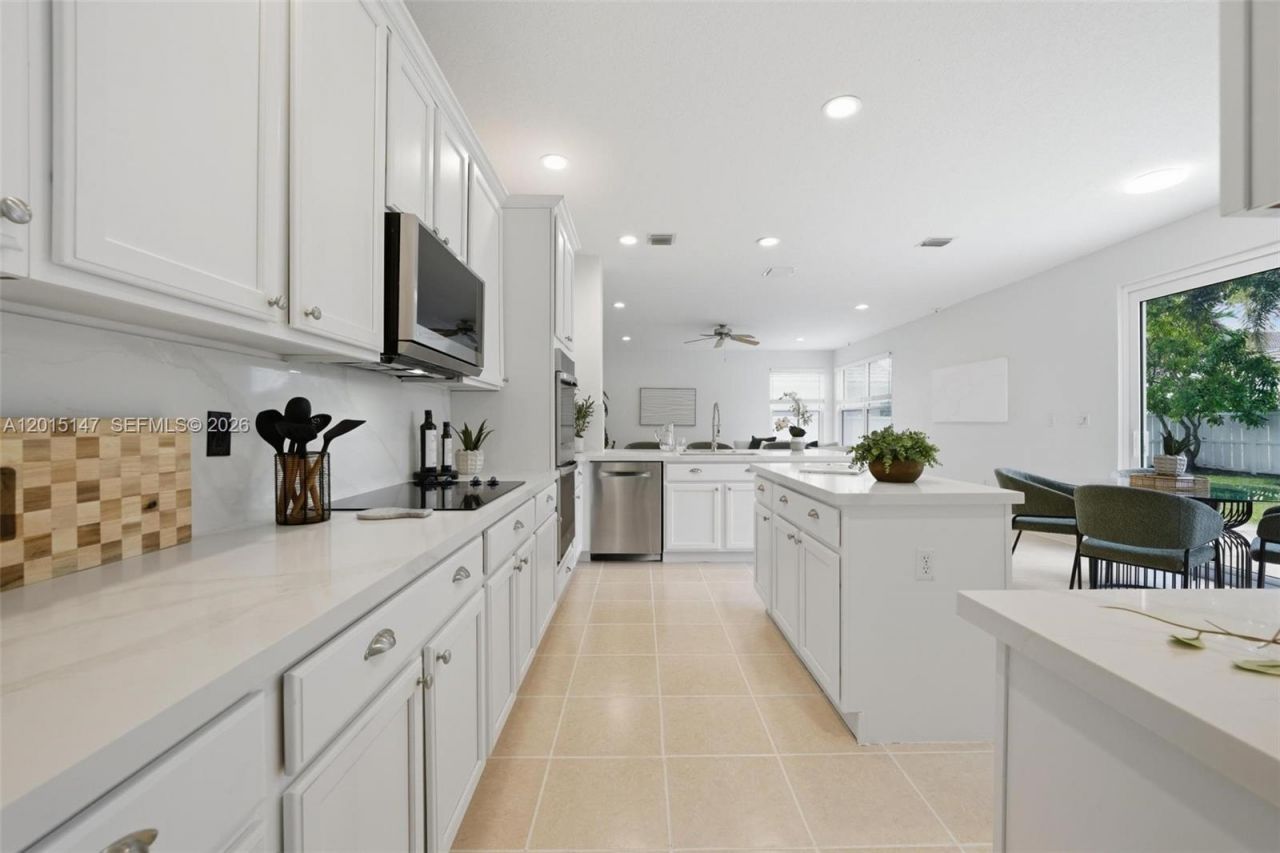 13845 NW 14th St , Pembroke Pines, FL 33028 Photo