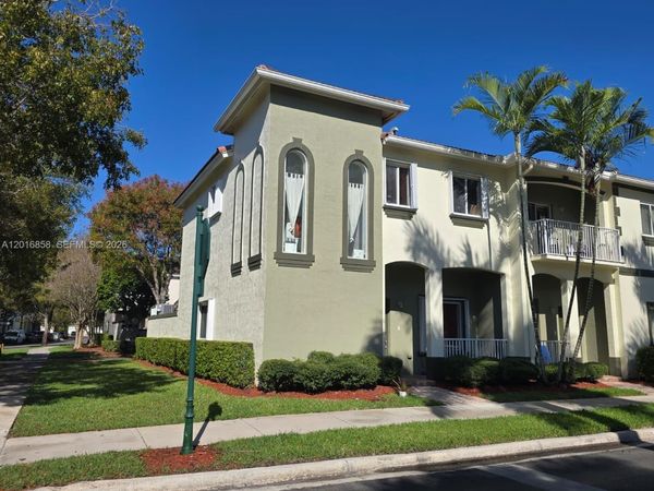 1987 SE 23rd Rd , Homestead, FL 33035