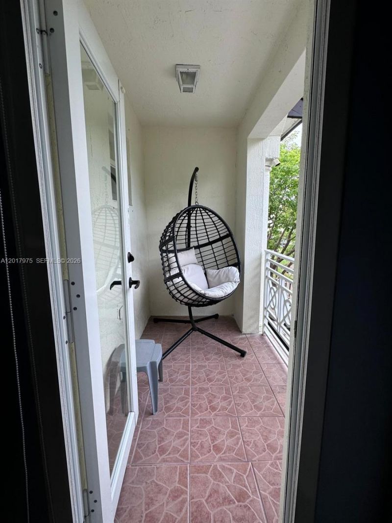 8851 NW 110th Pl, Unit 1407, Doral, FL 33178 Photo
