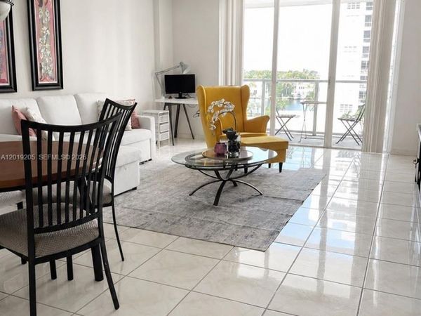 5701 Collins Ave, Unit 511, Miami Beach, FL 33140