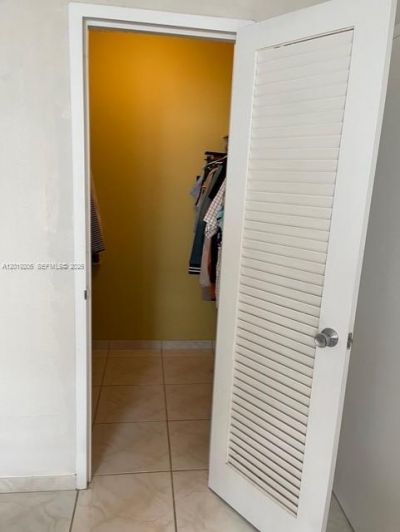 5701 Collins Ave , Unit 511, Miami Beach, FL 33140 Photo