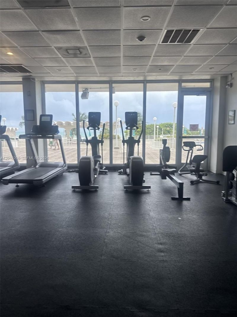 5701 Collins Ave, Unit 511, Miami Beach, FL 33140 Photo