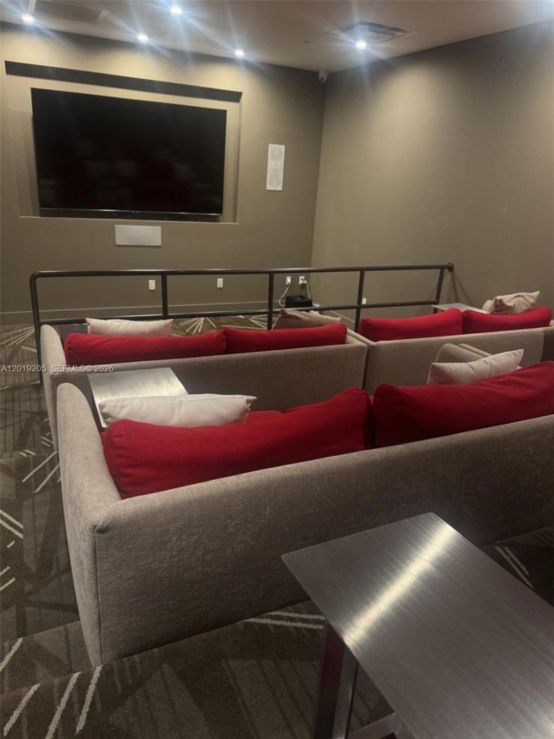 5701 Collins Ave, Unit 511, Miami Beach, FL 33140 Photo