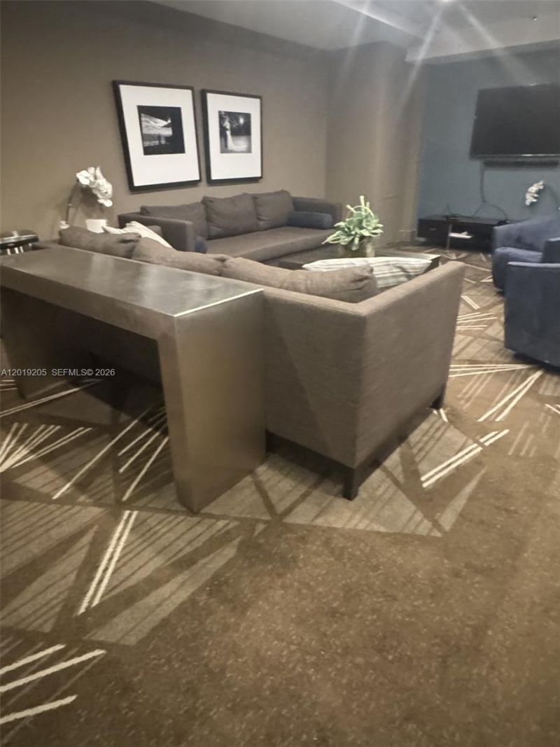 5701 Collins Ave , Unit 511, Miami Beach, FL 33140 Photo