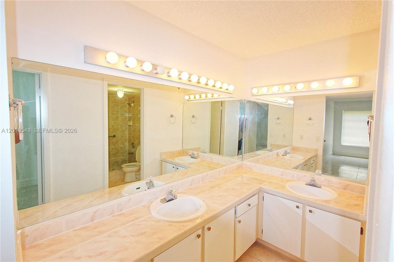 5800 SW 127th Ave , Unit 2112, Miami, FL 33183 Photo