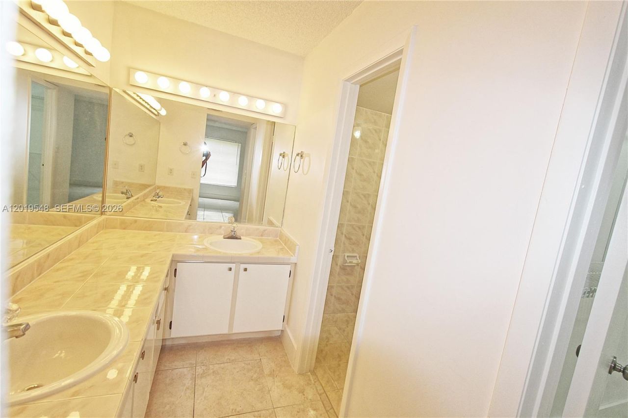 5800 SW 127th Ave , Unit 2112, Miami, FL 33183 Photo
