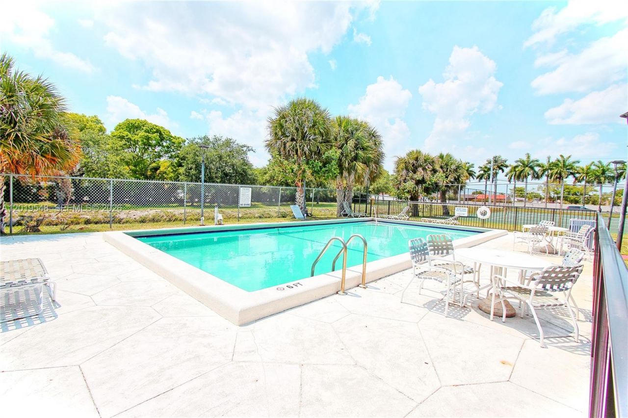 5800 SW 127th Ave , Unit 2112, Miami, FL 33183 Photo