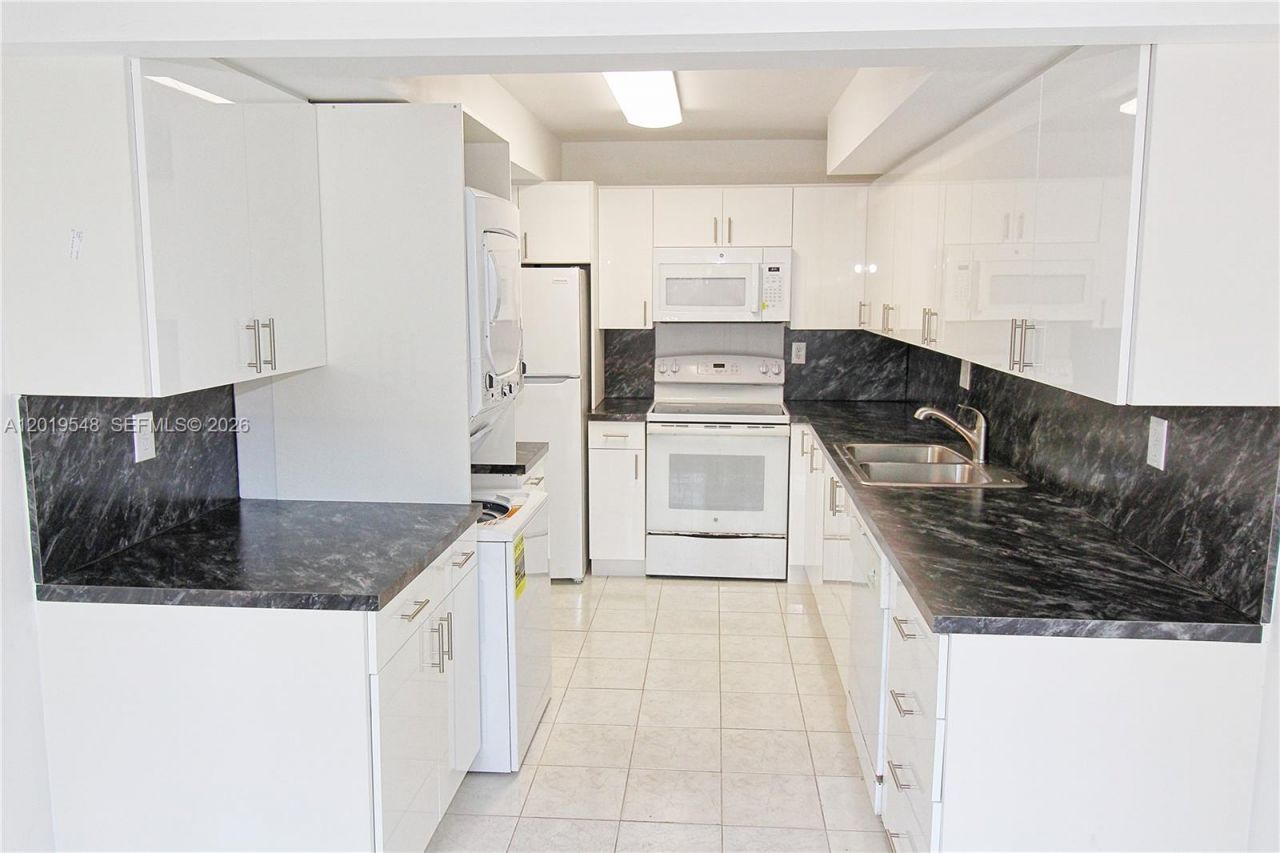 5800 SW 127th Ave , Unit 2112, Miami, FL 33183 Photo
