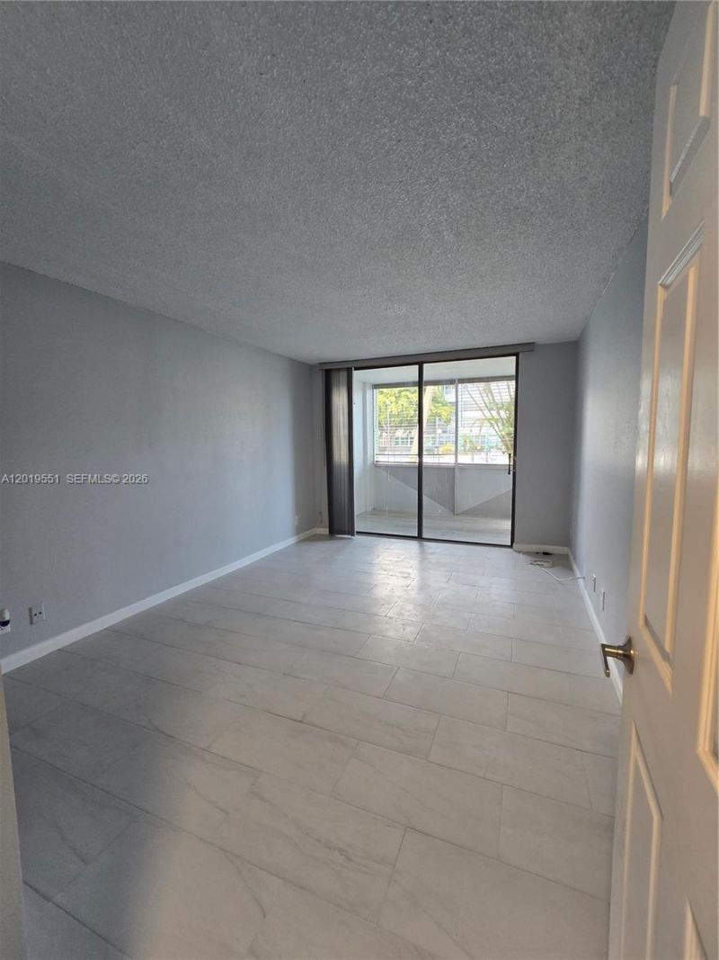 2761 Taft St , Unit 106, Hollywood, FL 33020 Photo