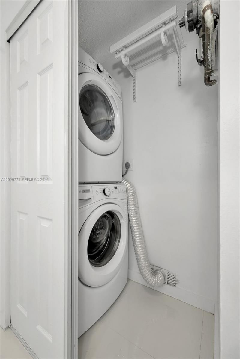 6720 NW 174th Ter, Unit F-18, Hialeah, FL 33015 Photo
