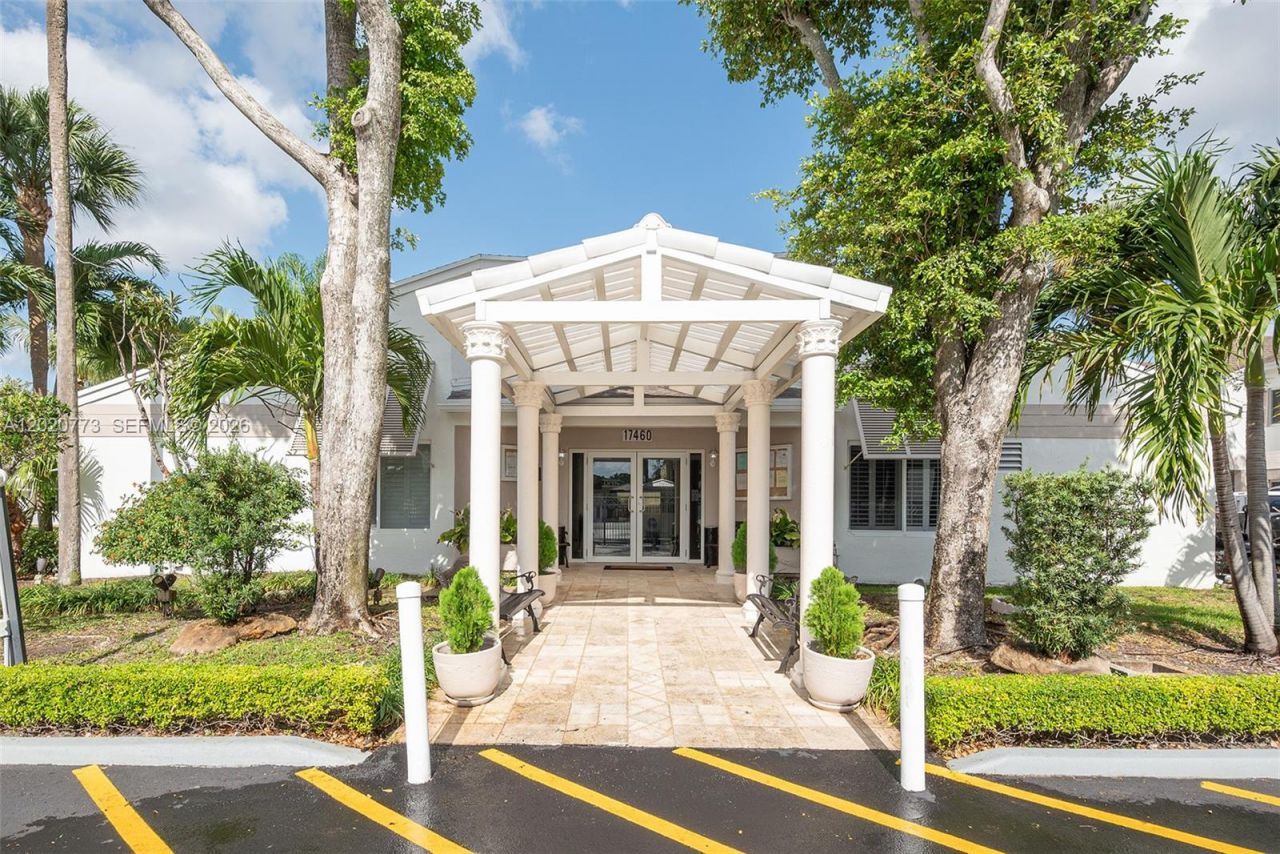 6720 NW 174th Ter, Unit F-18, Hialeah, FL 33015 Photo