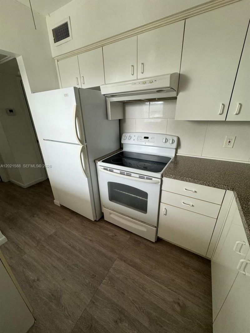 20201 NE 29th Ct , Unit D329, Aventura, FL 33180 Photo