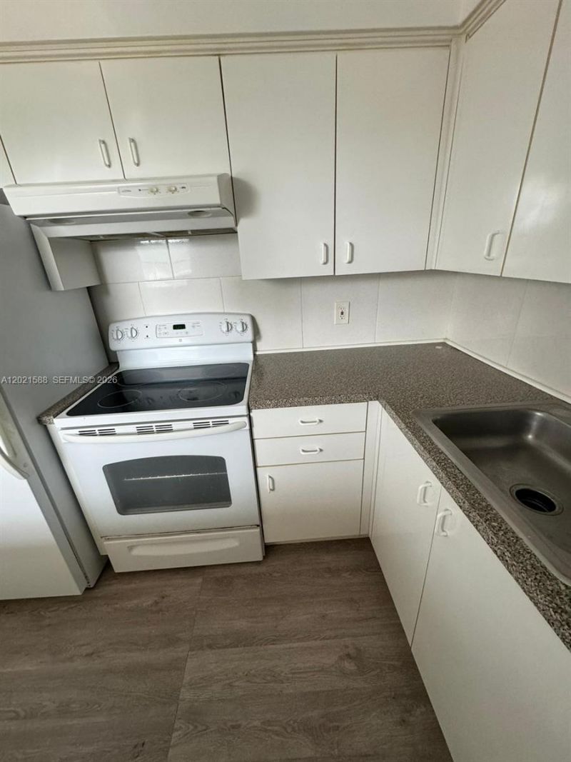 20201 NE 29th Ct , Unit D329, Aventura, FL 33180 Photo