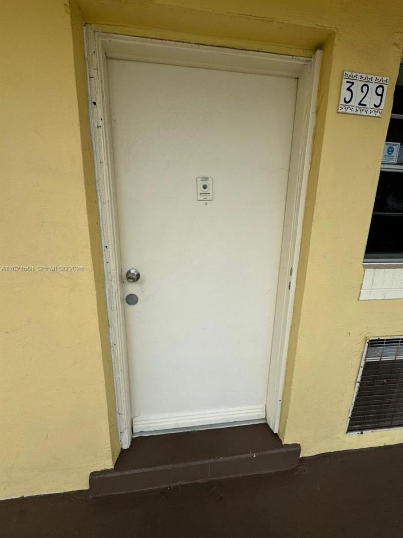 20201 NE 29th Ct , Unit D329, Aventura, FL 33180 Photo