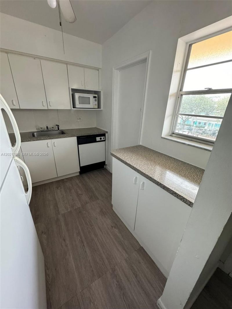 20201 NE 29th Ct , Unit D329, Aventura, FL 33180 Photo