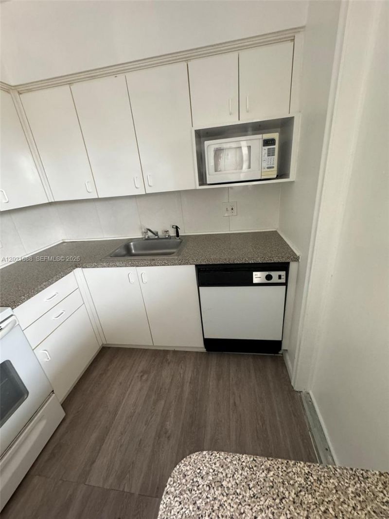 20201 NE 29th Ct , Unit D329, Aventura, FL 33180 Photo