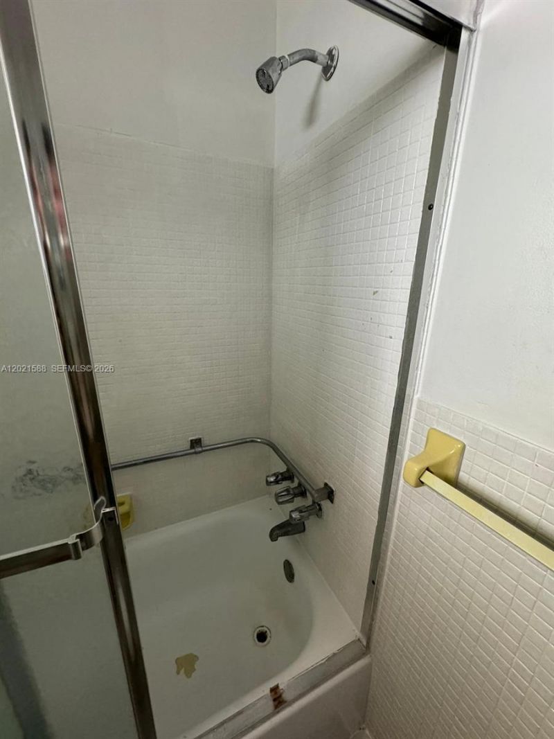 20201 NE 29th Ct , Unit D329, Aventura, FL 33180 Photo
