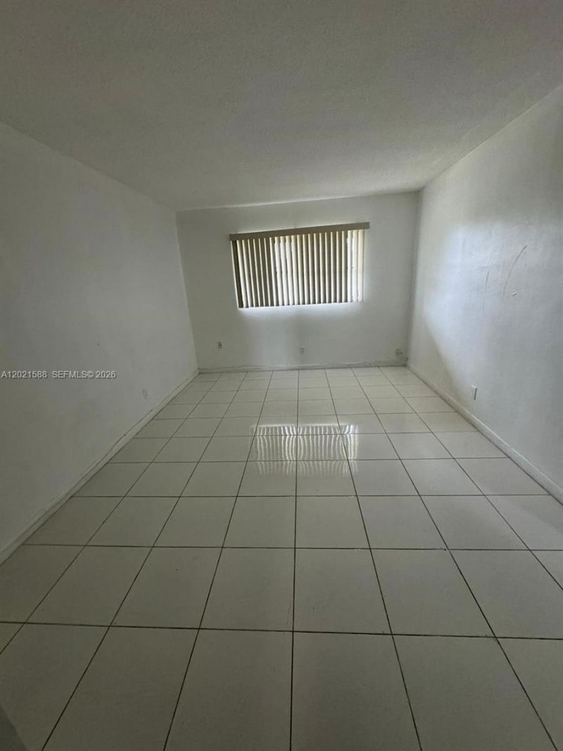 20201 NE 29th Ct , Unit D329, Aventura, FL 33180 Photo