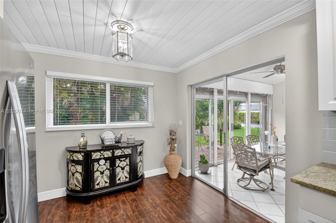 6989 Clover Ct, Lake Worth, FL 33467 Photo