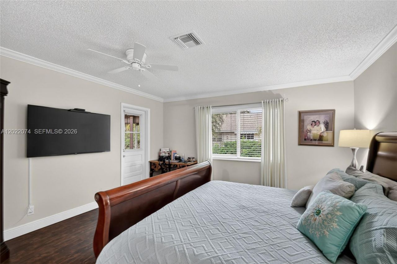 6989 Clover Ct, Lake Worth, FL 33467 Photo