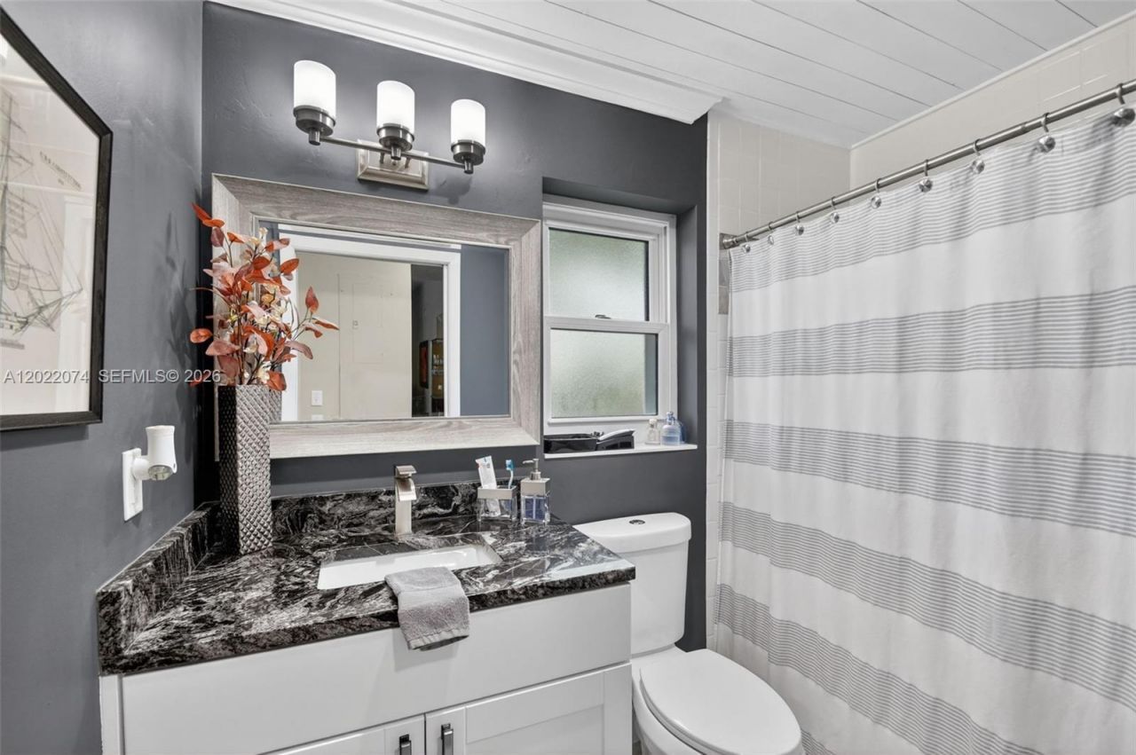 6989 Clover Ct, Lake Worth, FL 33467 Photo