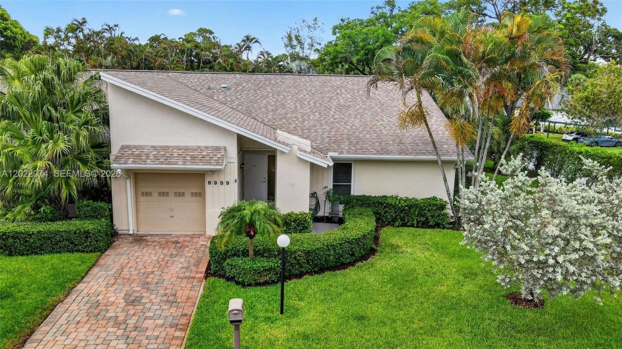 6989 Clover Ct, Lake Worth, FL 33467 Photo