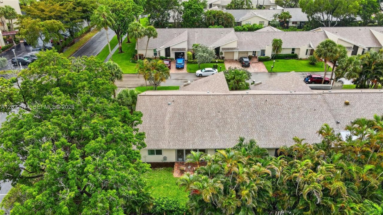 6989 Clover Ct, Lake Worth, FL 33467 Photo