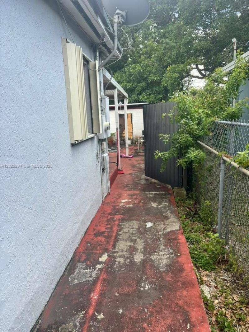Please Call For Address, Miami, FL 33142 Photo
