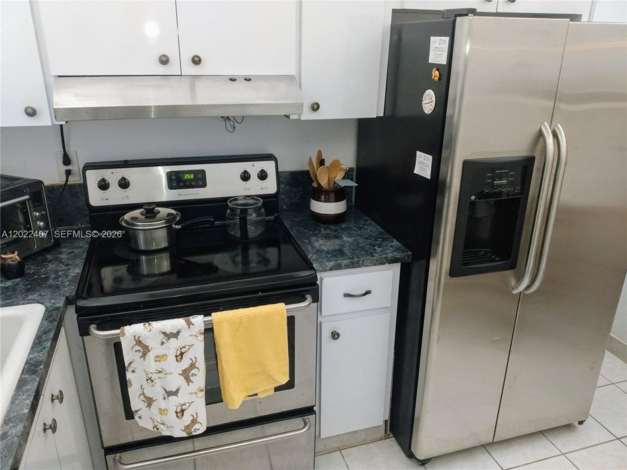 581 Blue Heron Dr, Unit 315-B, Hallandale Beach, FL 33009 Photo