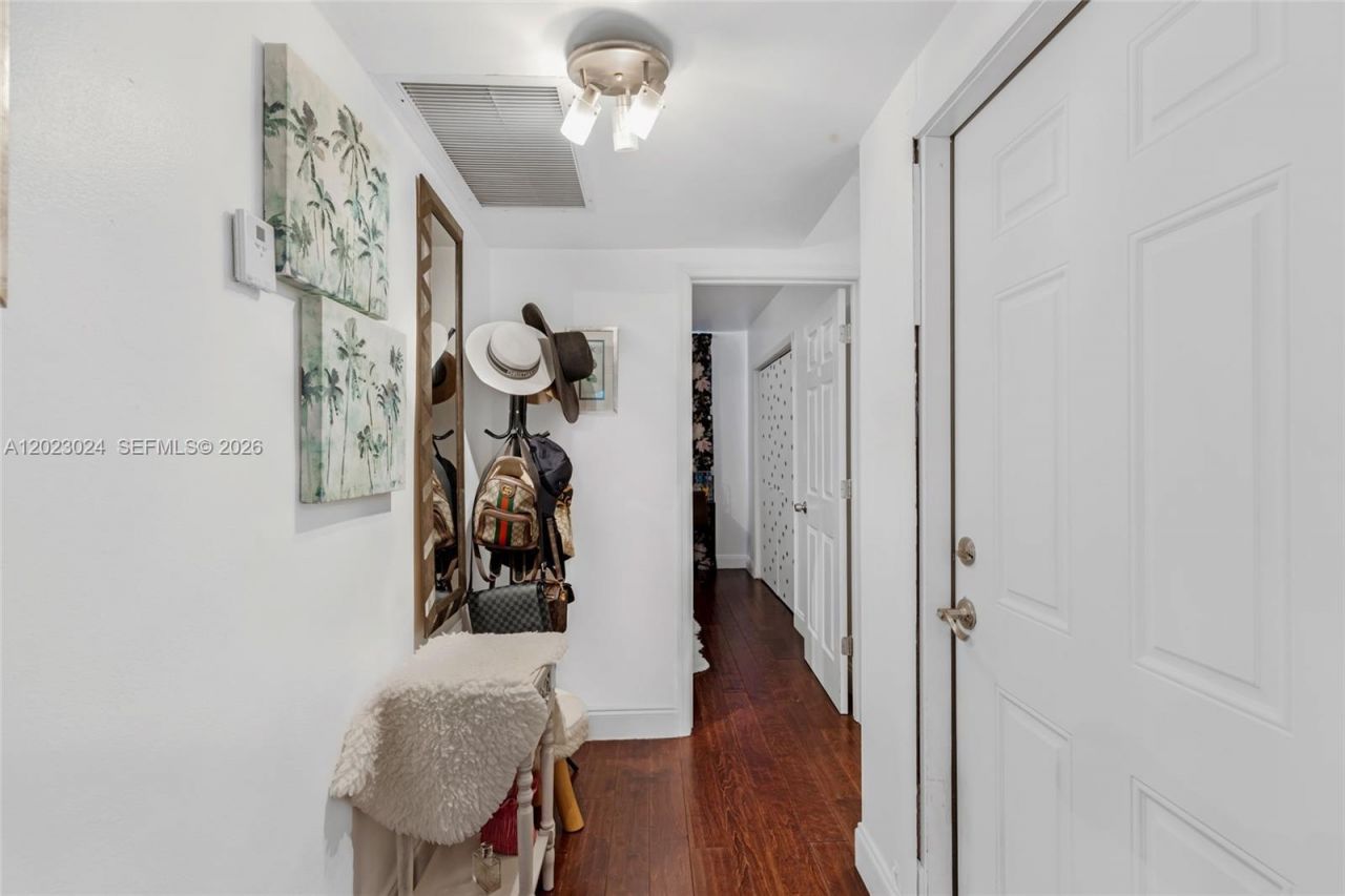 1150 Euclid Ave , Unit 101, Miami Beach, FL 33139 Photo