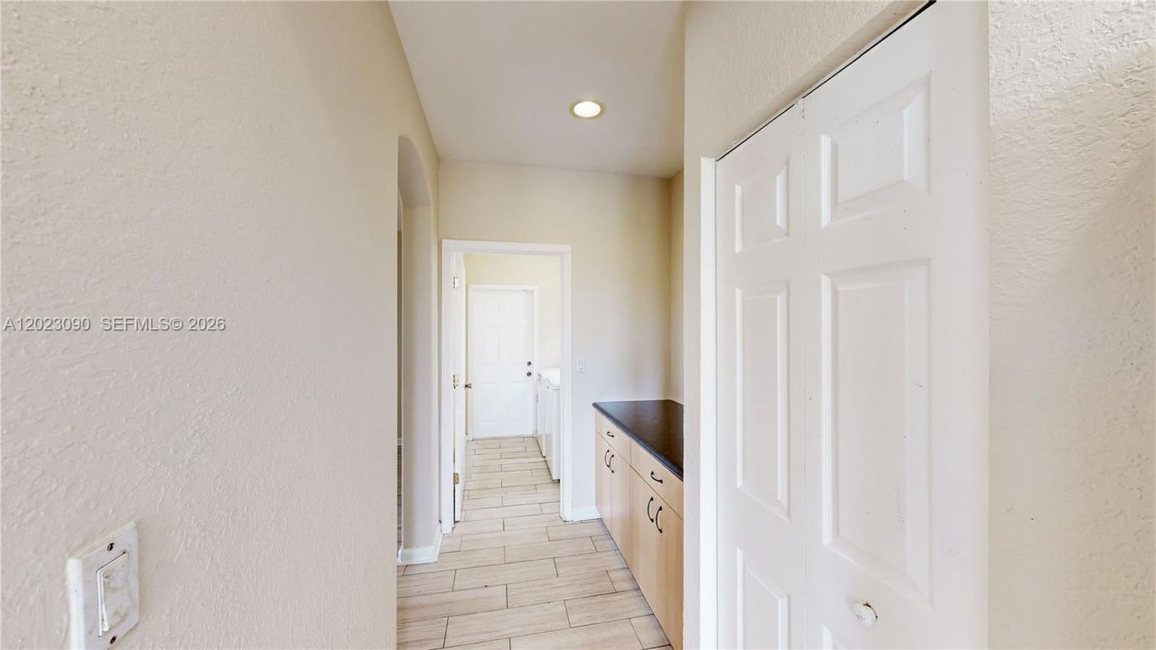 1730 SE 20th Ter , Homestead, FL 33035 Photo