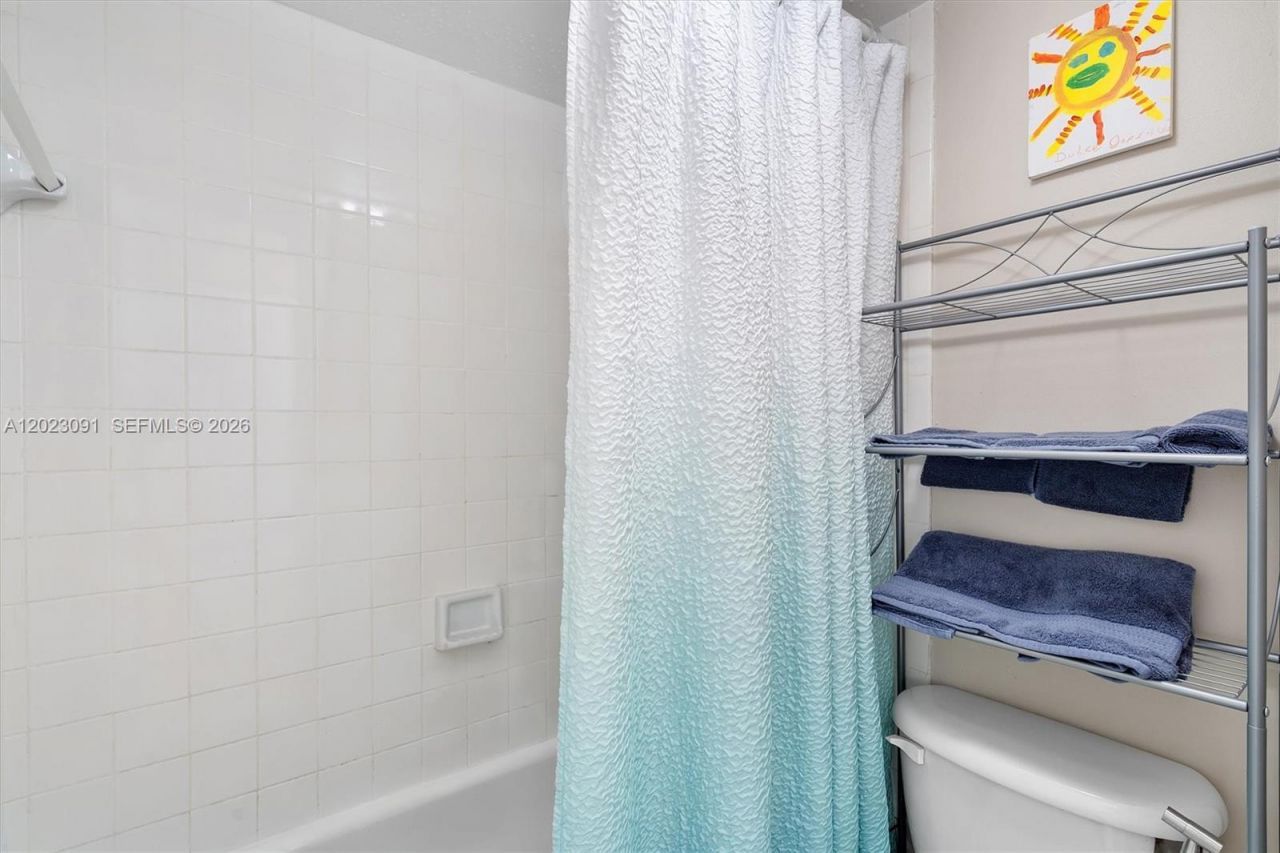 15635 SW 74th Cir Dr , Unit 11, Miami, FL 33193 Photo