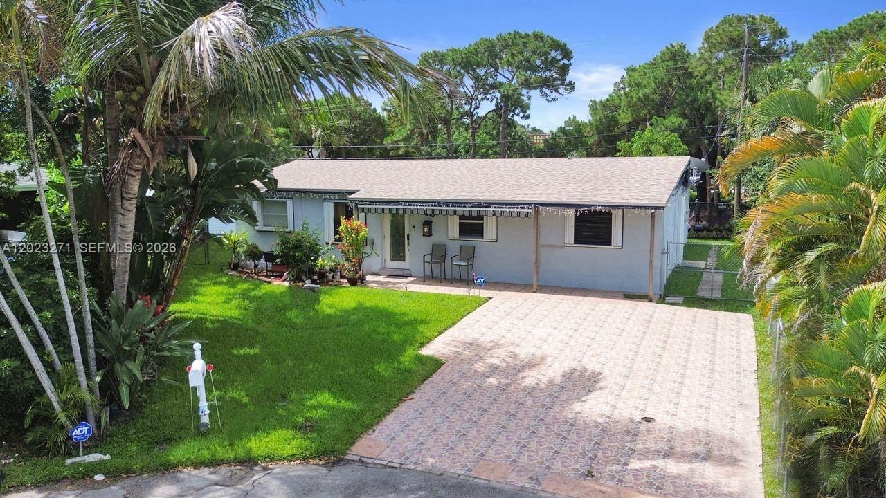 1020 NW 25th Ave, Fort Lauderdale, FL 33311 Photo