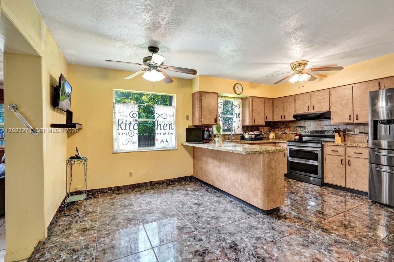 1020 NW 25th Ave, Fort Lauderdale, FL 33311 Photo