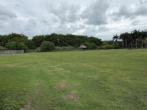 19071 SW 197th Ave , Miami, FL 33187
