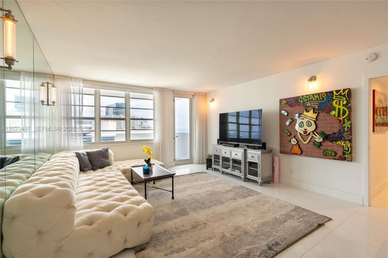 100 Lincoln Rd, Unit 1523, Miami Beach, FL 33139 Photo
