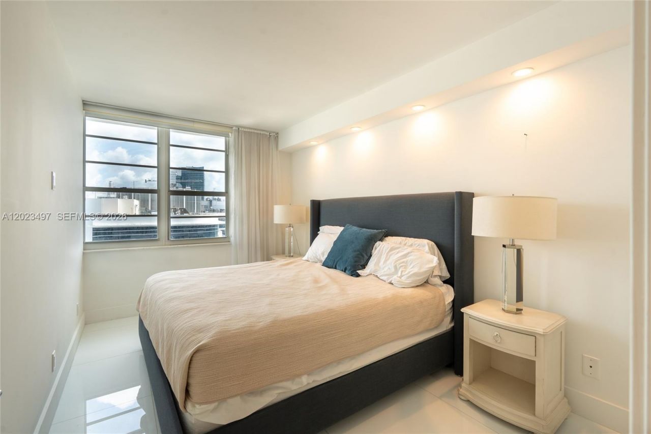 100 Lincoln Rd, Unit 1523, Miami Beach, FL 33139 Photo