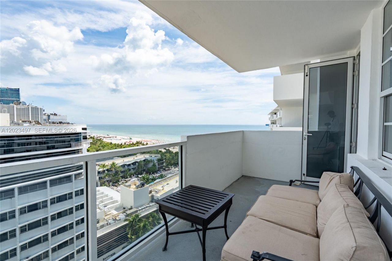 100 Lincoln Rd, Unit 1523, Miami Beach, FL 33139 Photo